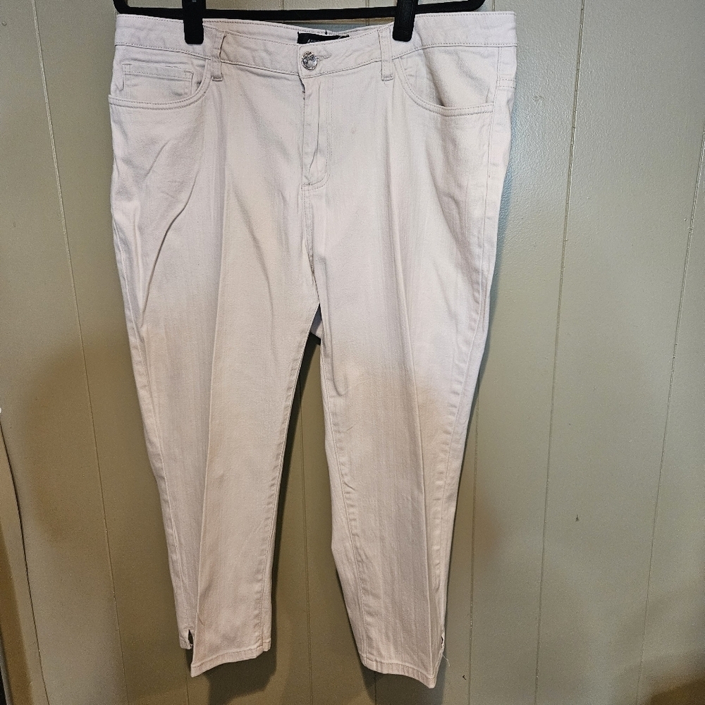 Ashley Stewart White Stretch Skinny Pants Women’s Size 16, Off White, Stretchy